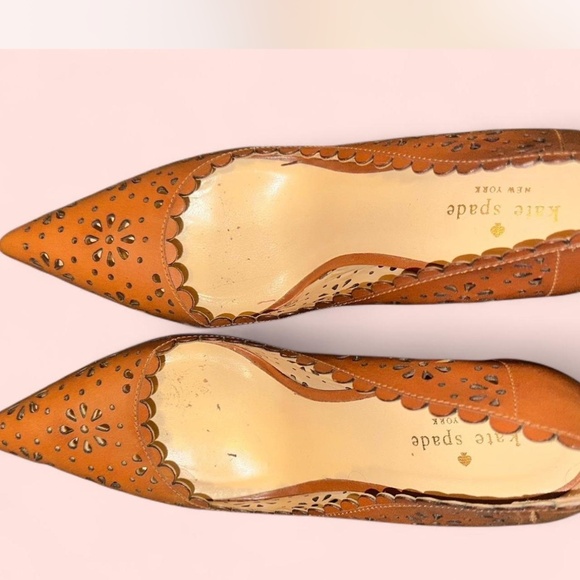 Brand new Kate spade high heel brown laser cut pumps - Picture 4 of 4